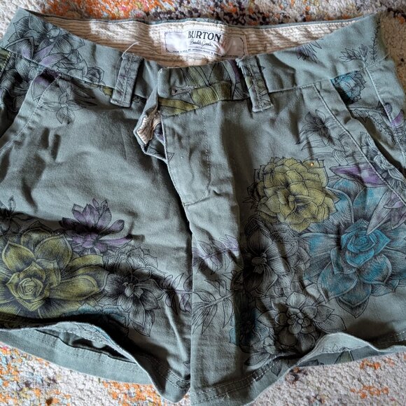 Army Green Burton Shorts Size 28 - Picture 1 of 4